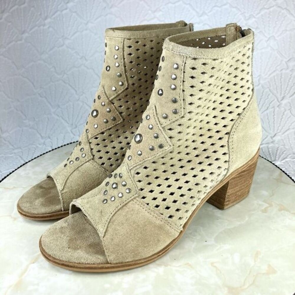 Matisse Brooklyn Peep Toe Ankle Bootie Women 7.5 Tan Studded Suede Boho Comfort - Picture 3 of 13
